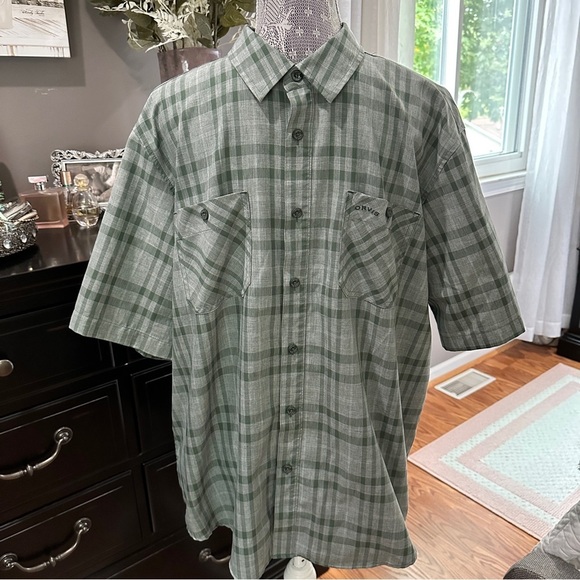 Orvis Classic Collection Green Plaid Short Sleeve XL Outdoor Shirt - Picture 2 of 14